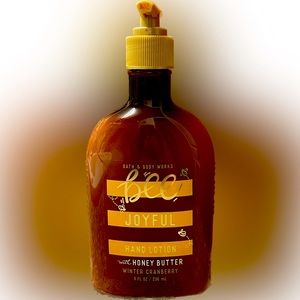 B&BW Bee Joyful Hand Lotion w/ Honey Butter-Winter Cranberry. NWT.